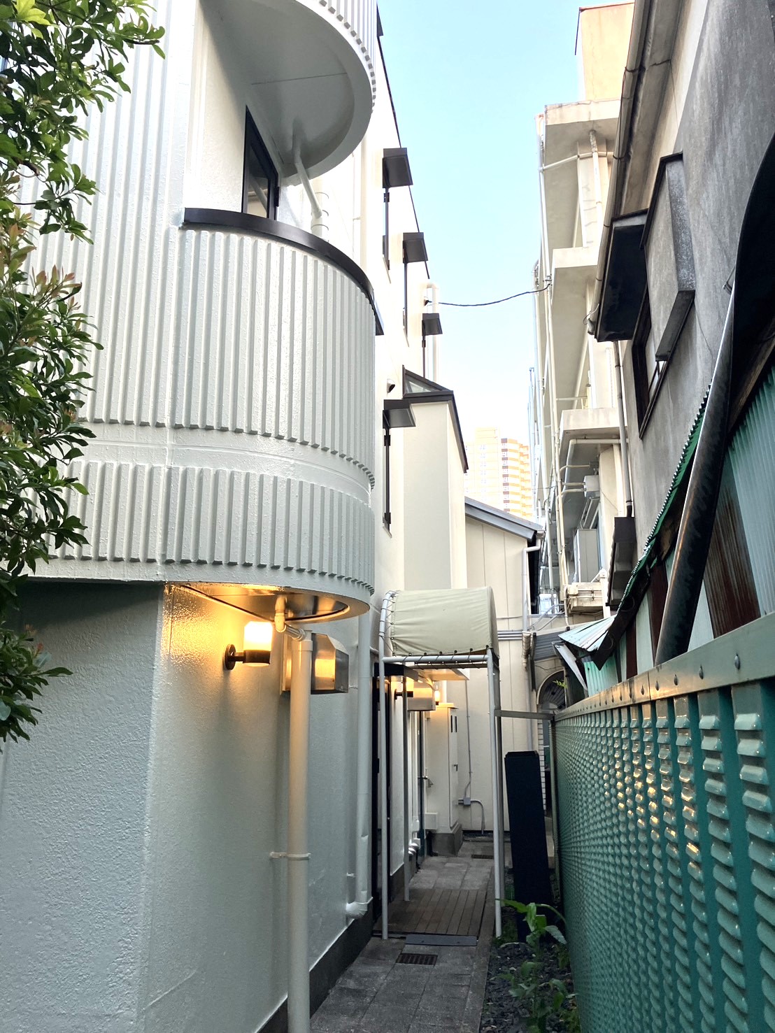 日本香堂　青雲記念館 外壁塗装工事の施工写真3
